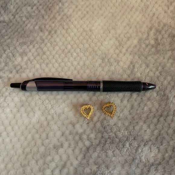 Bundle of earrings from Buckle - Picture 11 of 11